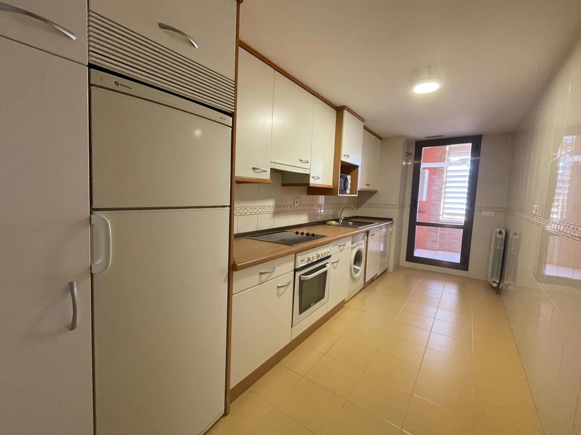 Apartamentos El Pilar Suites 3000 Zaragoza Ngoại thất bức ảnh