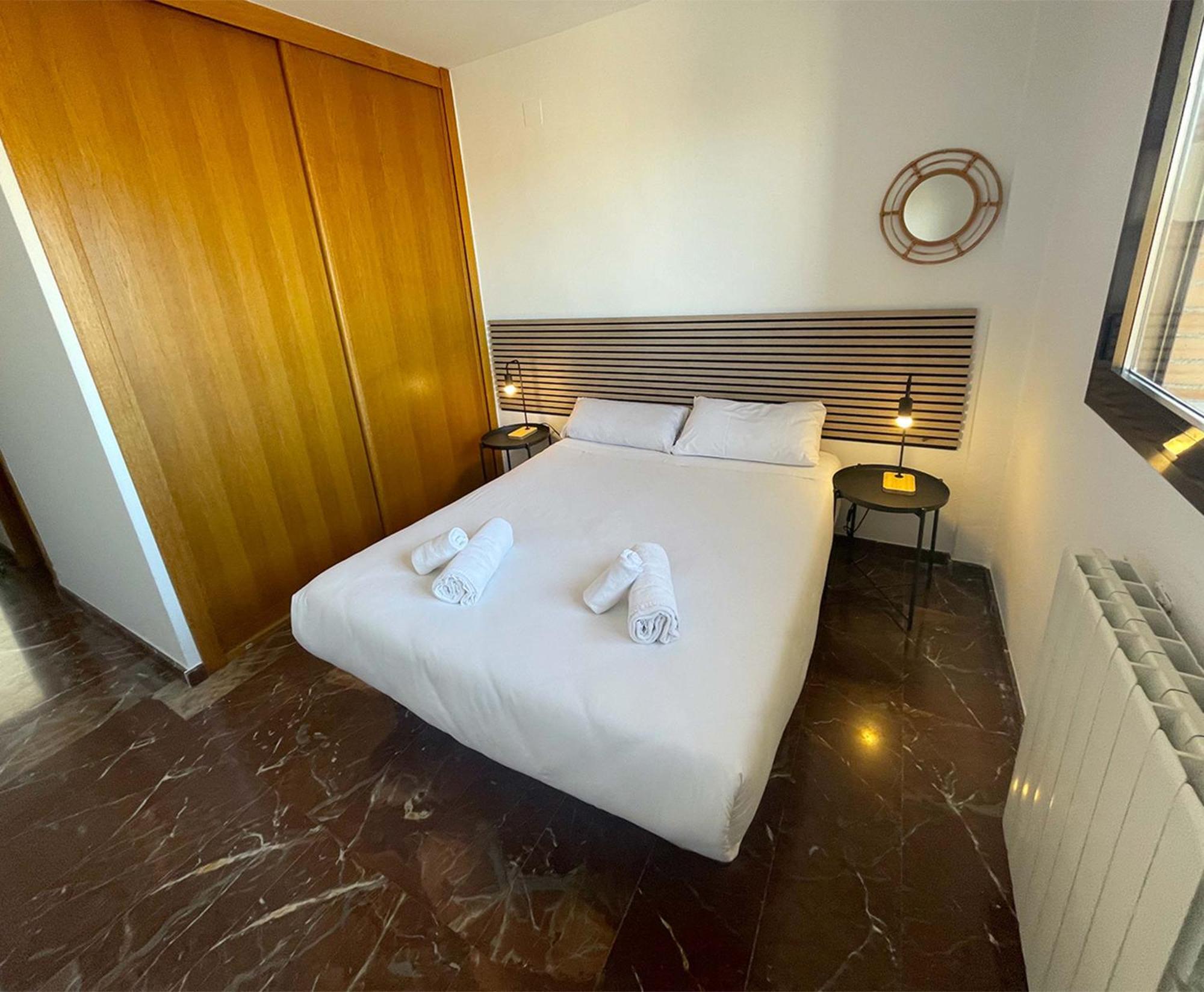Apartamentos El Pilar Suites 3000 Zaragoza Ngoại thất bức ảnh